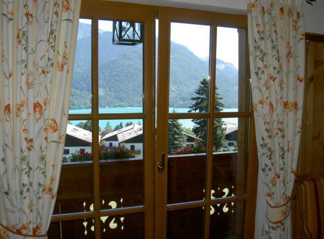 Ferienwohnung Schossleitner - Der Wohlfuehl-Ansitz Am Wolfgangsee Mit Weitblick St. Gilgen Zewnętrze zdjęcie
