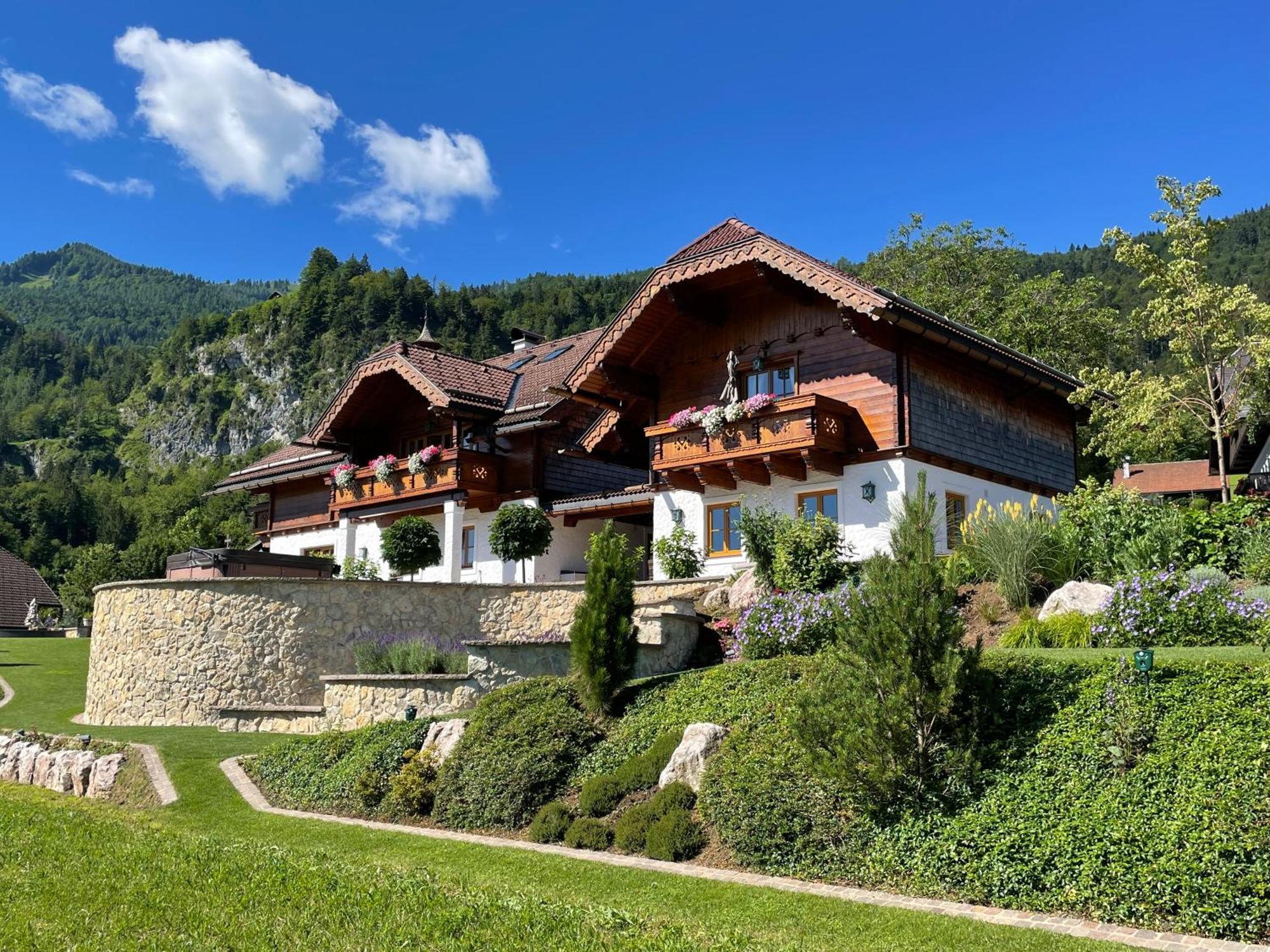 Ferienwohnung Schossleitner - Der Wohlfuehl-Ansitz Am Wolfgangsee Mit Weitblick St. Gilgen Zewnętrze zdjęcie