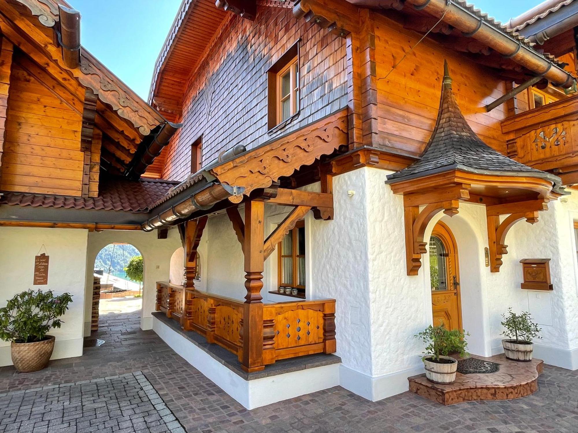 Ferienwohnung Schossleitner - Der Wohlfuehl-Ansitz Am Wolfgangsee Mit Weitblick St. Gilgen Zewnętrze zdjęcie